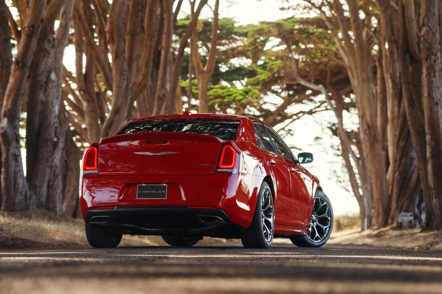  Chrysler 300C S 2015 года  (фото 49 из 59)